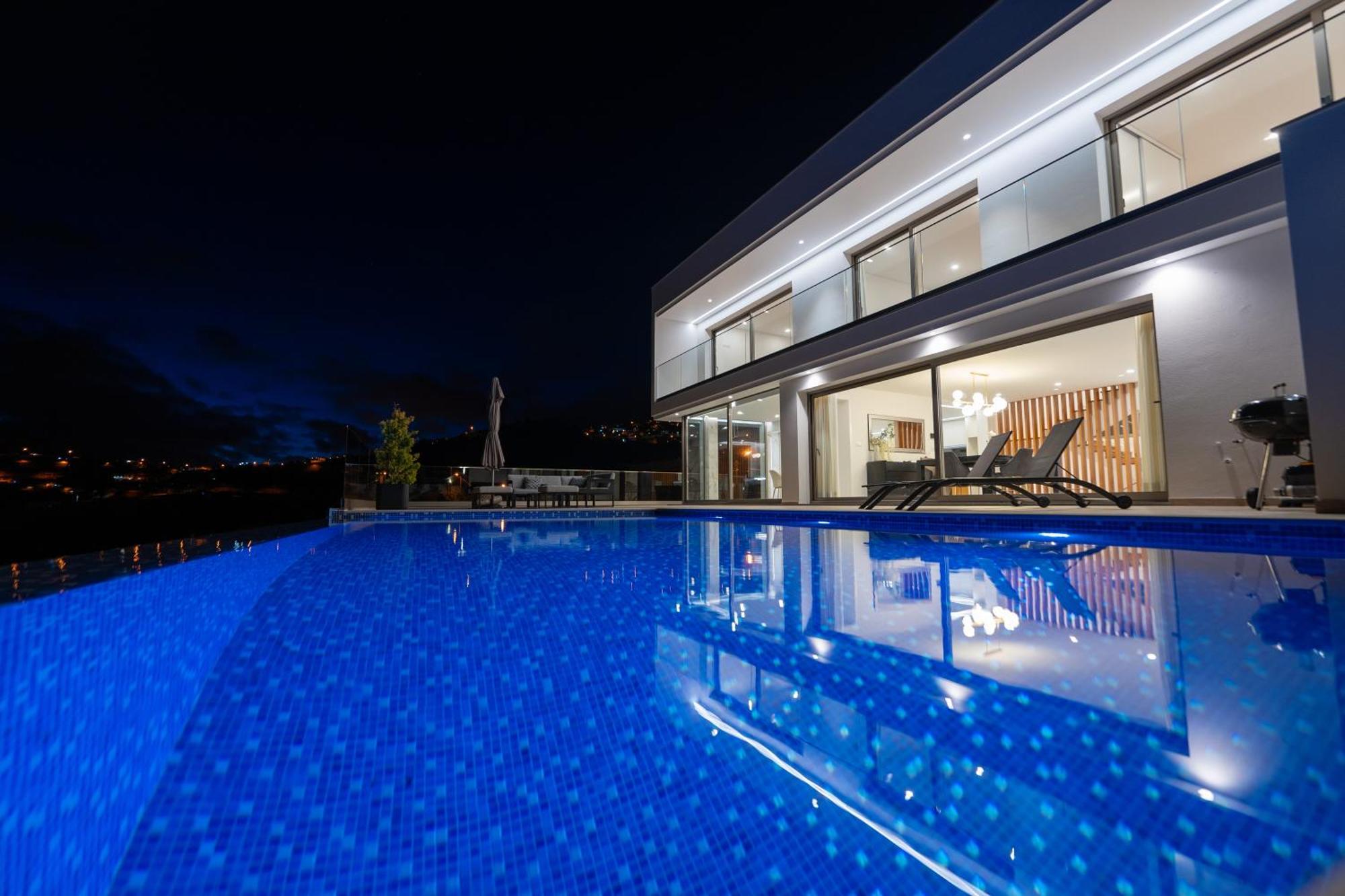 Le Maison Deluxe Madeira - Where Breath Peace! * Ponta do Sol (Madeira)
